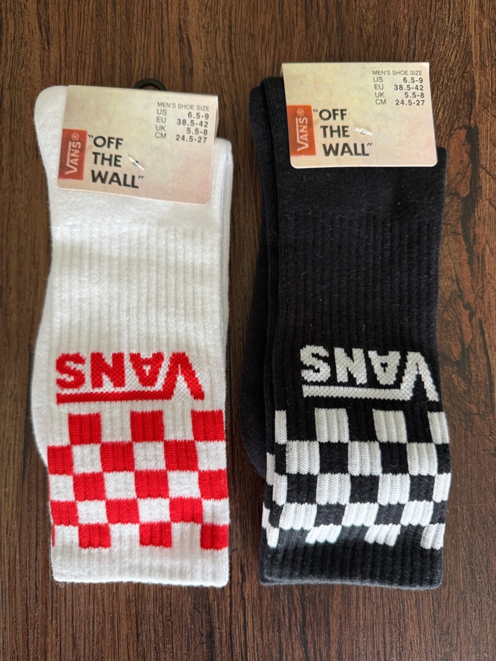 Vans Checkerboard Crew Socks in White/Red and Black/White